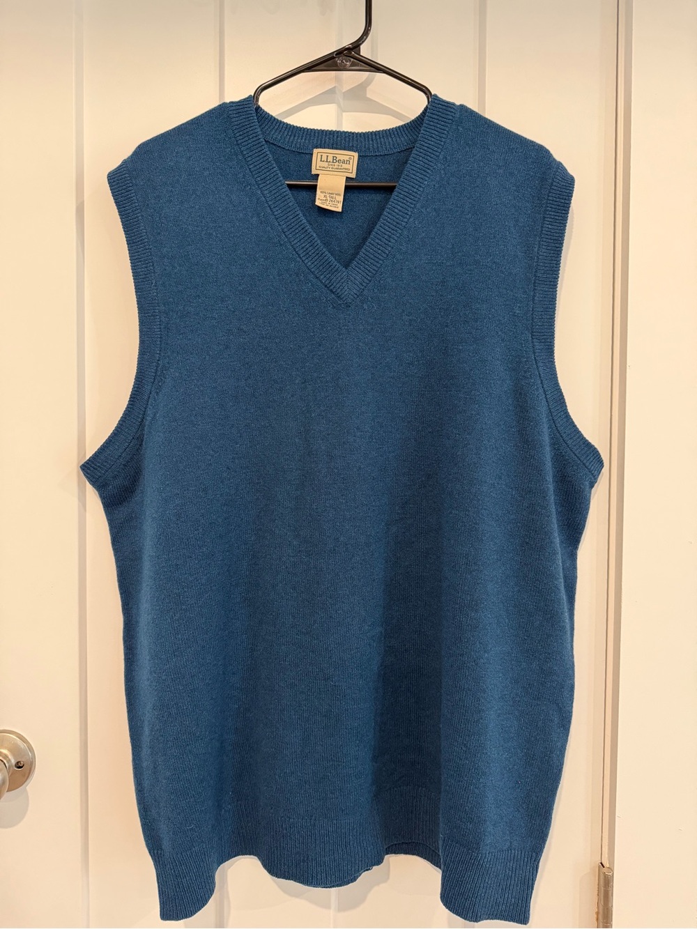 L.L. Bean Men's Teal V-Neck Sweater Vest 100% Lambs Wool